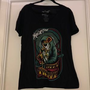 Beautiful Day of the dead inspired T